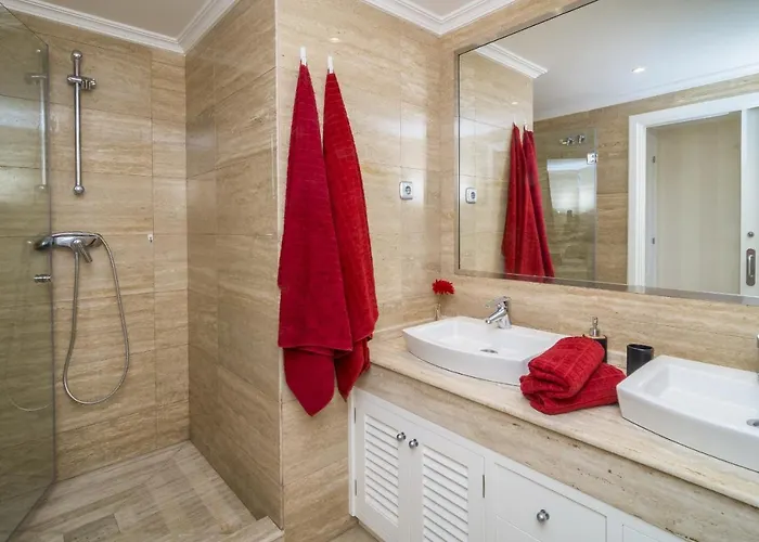 Hb - Comfortable Beachfront Appartement