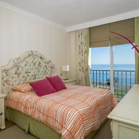 Hb - Comfortable Beachfront