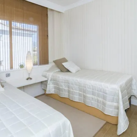 Hb - Comfortable Beachfront Lejlighed *