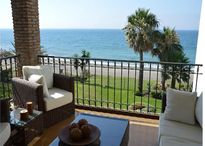 Hb - Comfortable Beachfront *